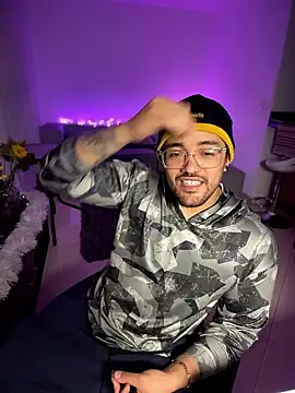 Im sophiie online show from January 15, 2026, 6:50 am