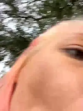 Snapshot of Jessiejames32 chatting on October 28, 2025, 3:33 pm Jessiejames32 online show from October 28, 2025, 3:33 pm