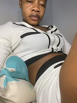  yisela  online show from March 30, 2026, 12:23 am