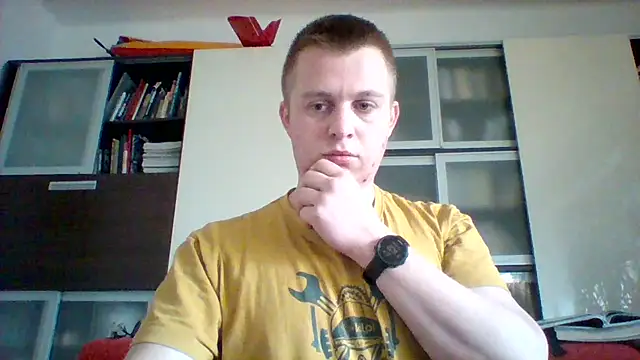 Matttthees online show from February 10, 2025, 1:33 pm