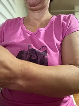 Snapshot of sweetmystery1 chatting on October 20, 2025, 5:57 pm sweetmystery1 online show from October 20, 2025, 5:57 pm