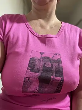 sweetmystery1 online show from March 2, 2025, 7:19 pm