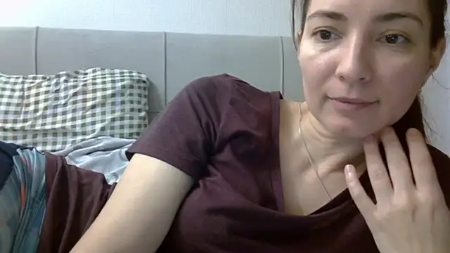 Ashleyspice online show from March 3, 2025, 8:41 am