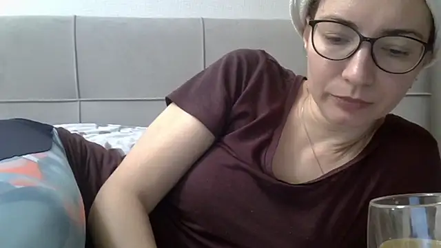 Ashleyspice online show from March 4, 2025, 7:30 am