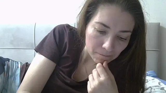 Ashleyspice online show from March 3, 2025, 11:44 am