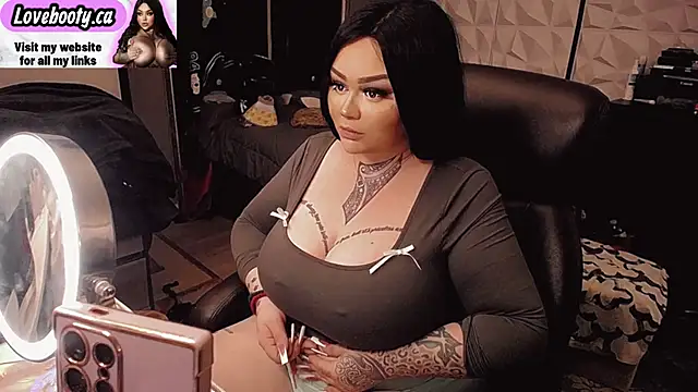 sheylagoddess11 online show from November 8, 2025, 8:07 am