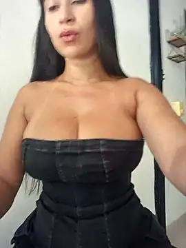 lady-rosse online show from October 24, 2025, 3:22 pm