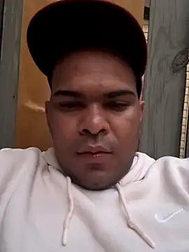 Snapshot of marhi32 chatting on October 5, 2025, 11:50 pm marhi32 online show from October 5, 2025, 11:50 pm