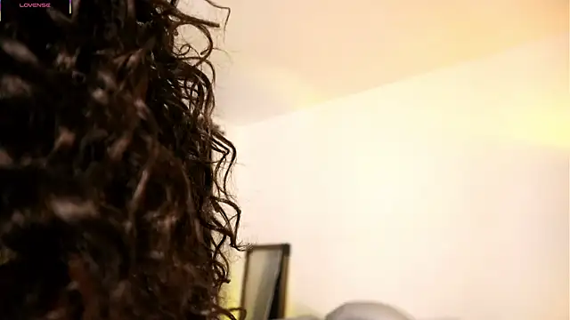 Snapshot of Valeriestyle chatting on September 12, 2025, 4:01 am Valeriestyle online show from September 12, 2025, 4:01 am