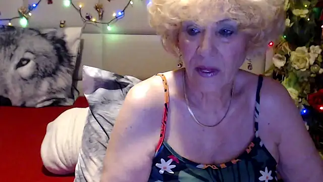 HappyWomanOn online show from May 31, 2026, 9:26 am