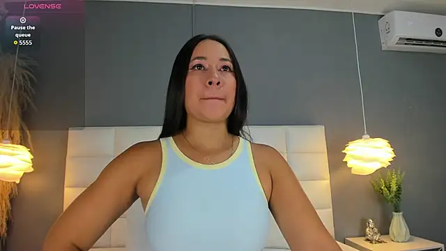 Snapshot of Ahincale chatting on February 26, 2026, 11:43 am Ahincale online show from February 26, 2026, 11:43 am