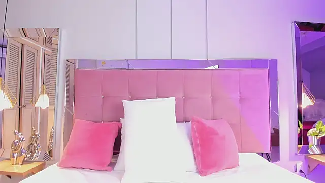 Snapshot of Ahincale chatting on January 7, 2026, 7:41 pm Ahincale online show from January 7, 2026, 7:41 pm