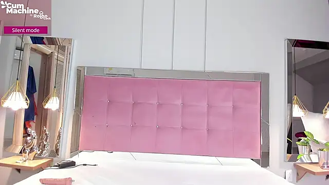 Snapshot of Ahincale chatting on November 12, 2025, 7:29 pm Ahincale online show from November 12, 2025, 7:29 pm