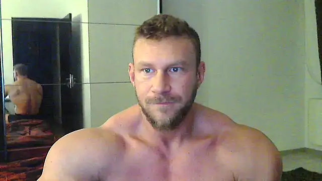muscularkevin online show from December 4, 2024, 4:59 am