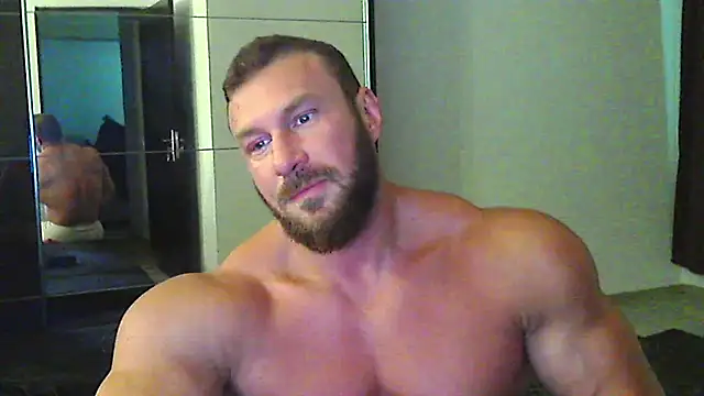 muscularkevin online show from June 2, 2026, 2:17 pm