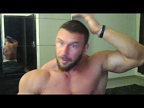 Snapshot of muscularkevin chatting on September 28, 2025, 3:35 am muscularkevin online show from September 28, 2025, 3:35 am