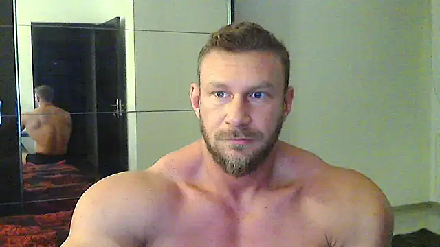 muscularkevin online show from December 5, 2024, 4:48 am