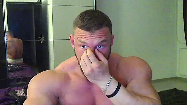 muscularkevin online show from April 8, 2026, 4:03 am