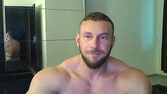 Snapshot of muscularkevin chatting on November 1, 2025, 2:22 pm muscularkevin online show from November 1, 2025, 2:22 pm
