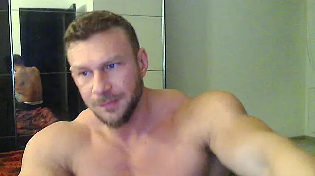 muscularkevin online show from December 19, 2024, 4:45 am