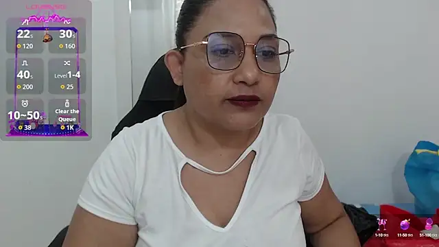 Snapshot of Katha_Marck chatting on October 2, 2025, 12:41 pm Katha Marck online show from October 2, 2025, 12:41 pm