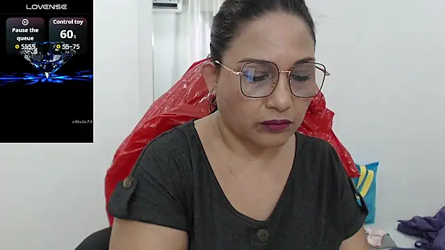 Snapshot of Katha_Marck chatting on October 14, 2025, 12:39 pm Katha Marck online show from October 14, 2025, 12:39 pm