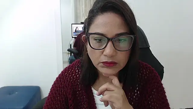 Snapshot of Katha_Marck chatting on February 19, 2026, 12:46 pm Katha Marck online show from February 19, 2026, 12:46 pm