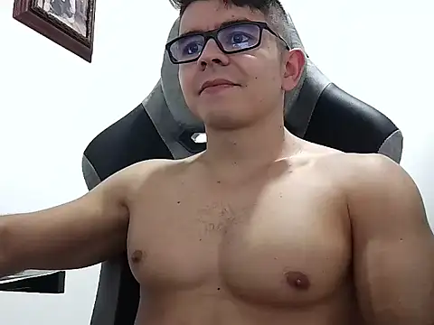 Snapshot of MILCARITAS3 chatting on February 19, 2026, 7:00 pm MILCARITAS3 online show from February 19, 2026, 7:00 pm