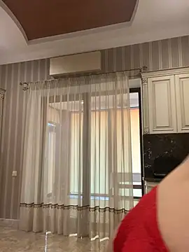 Amazoniiaa online show from March 19, 2025, 1:29 pm