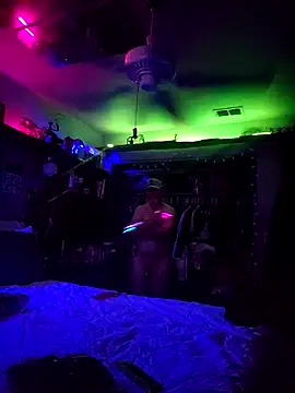 Hotredheadandtoungelasher online show from February 23, 2026, 12:39 pm