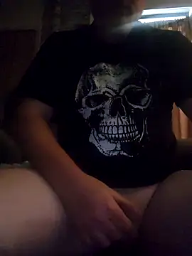 Snapshot of Hotredheadandtoungelasher chatting on October 28, 2025, 2:49 pm Hotredheadandtoungelasher online show from October 28, 2025, 2:49 pm