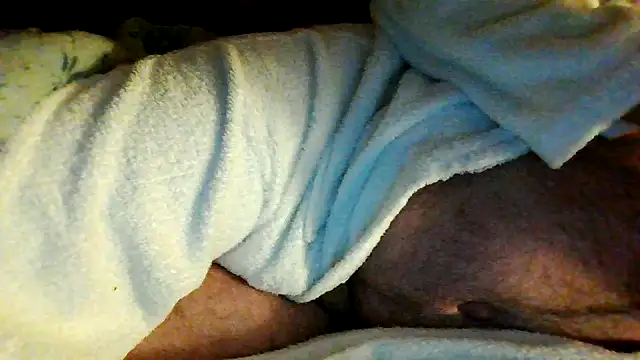 Snapshot of Krissttof chatting on October 1, 2025, 10:57 pm Krissttof online show from October 1, 2025, 10:57 pm