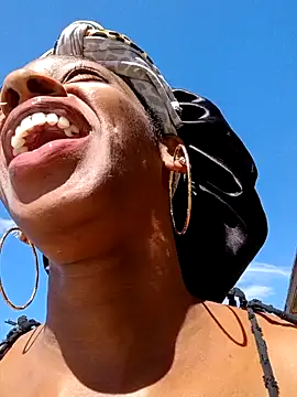 Jasmine FullsShine online show from March 17, 2025, 8:30 pm