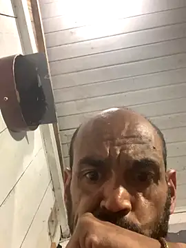 Snapshot of raphadoors19 chatting on October 19, 2025, 6:16 am raphadoors19 online show from October 19, 2025, 6:16 am