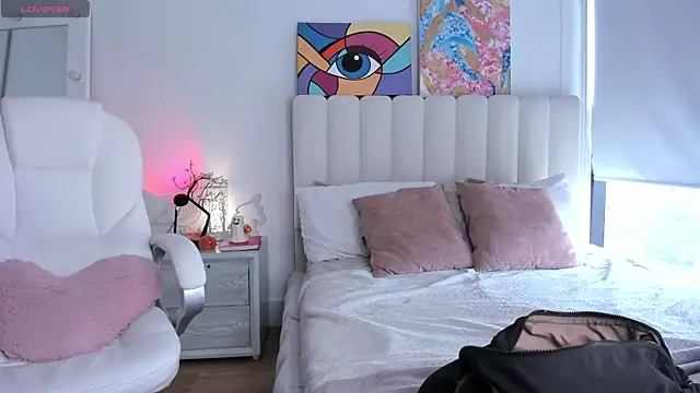 Snapshot of Daniela_Miller_ chatting on October 6, 2025, 8:09 pm Daniela Miller online show from October 6, 2025, 8:09 pm