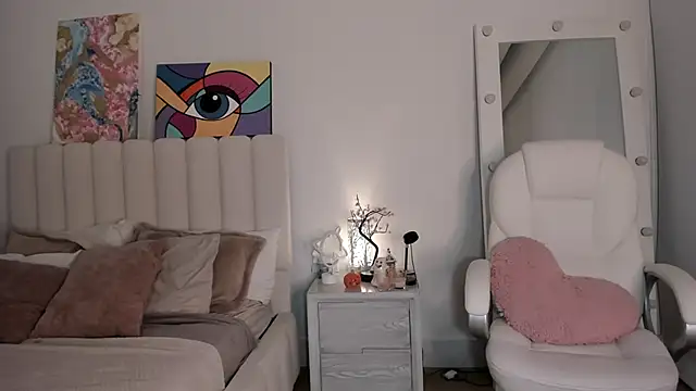 Snapshot of Daniela_Miller_ chatting on October 15, 2025, 11:35 pm Daniela Miller online show from October 15, 2025, 11:35 pm