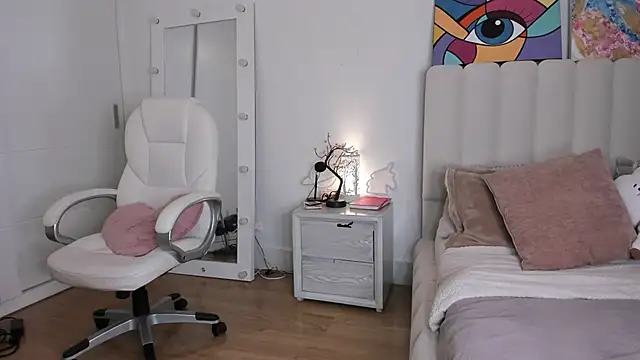 Snapshot of Daniela_Miller_ chatting on September 27, 2025, 11:44 pm Daniela Miller online show from September 27, 2025, 11:44 pm