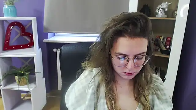 Zoey Erotic online show from February 11, 2025, 11:53 am