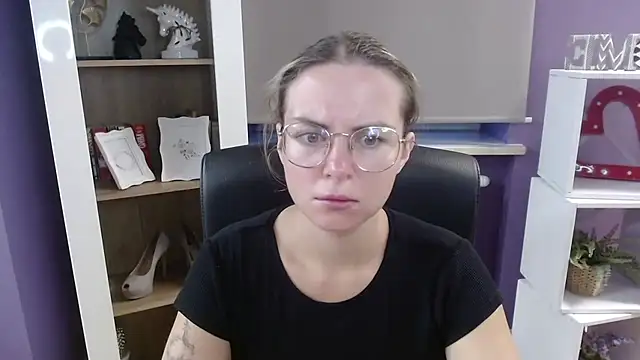 Snapshot of Zoey_Erotic chatting on September 23, 2025, 4:41 am Zoey Erotic online show from September 23, 2025, 4:41 am