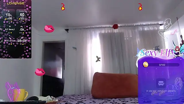 linapalacios online show from March 25, 2026, 9:03 pm