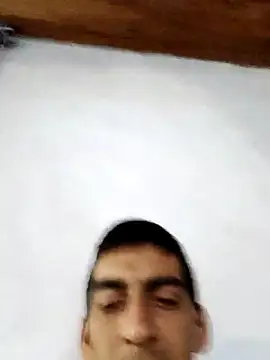 Snapshot of Elverguditojaja chatting on February 28, 2026, 2:00 am Elverguditojaja online show from February 28, 2026, 2:00 am