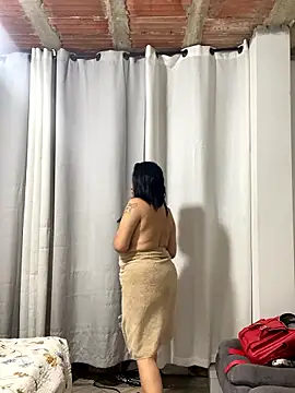 Snapshot of Kataliina chatting on January 18, 2026, 5:27 pm Kataliina online show from January 18, 2026, 5:27 pm