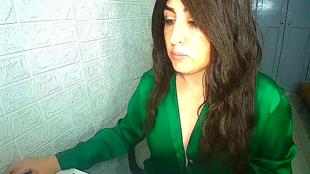 Snapshot of naughty_sarahh chatting on October 16, 2025, 11:13 pm naughty sarahh online show from October 16, 2025, 11:13 pm