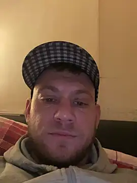 Snapshot of Weestud94 chatting on December 28, 2024, 7:01 pm Weestud94 online show from December 28, 2024, 7:01 pm