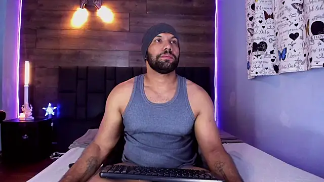 anthonylatynxd online show from December 14, 2025, 12:06 am