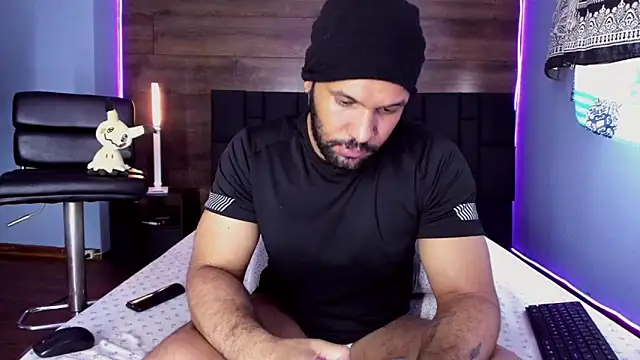 Snapshot of anthonylatynxd chatting on February 10, 2025, 9:15 pm anthonylatynxd online show from February 10, 2025, 9:15 pm