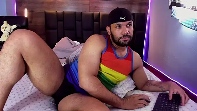 Snapshot of anthonylatynxd chatting on February 7, 2025, 8:31 pm anthonylatynxd online show from February 7, 2025, 8:31 pm