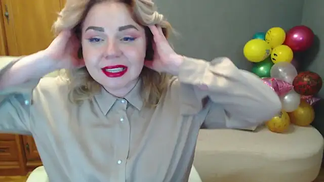 Snapshot of Cute_sun chatting on February 5, 2025, 3:23 am Cute sun online show from February 5, 2025, 3:23 am