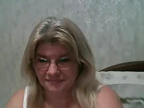 Diana 49 online show from March 5, 2025, 7:49 am