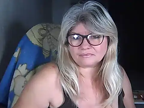 Diana 49 online show from December 2, 2025, 6:31 pm